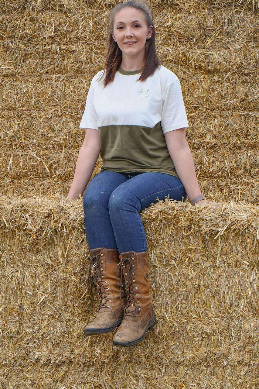 Belted Galloway T-shirt (Cream/Khaki)